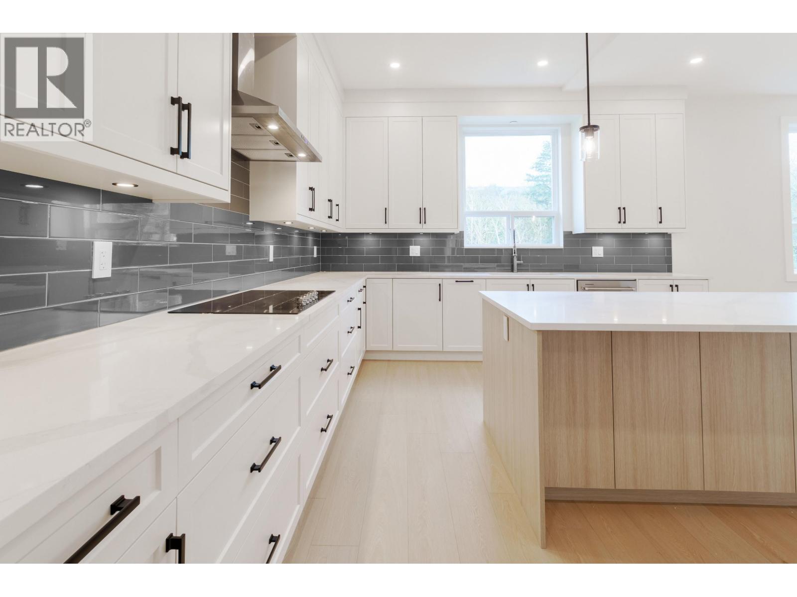 11002 243b Street, Maple Ridge, British Columbia  V2W 1H5 - Photo 5 - R3077938