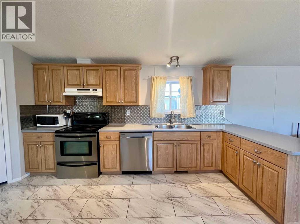 212 Cross, Acme, Alberta  T0M 0A0 - Photo 7 - A2285032