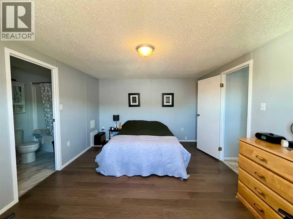 212 Cross, Acme, Alberta  T0M 0A0 - Photo 14 - A2285032