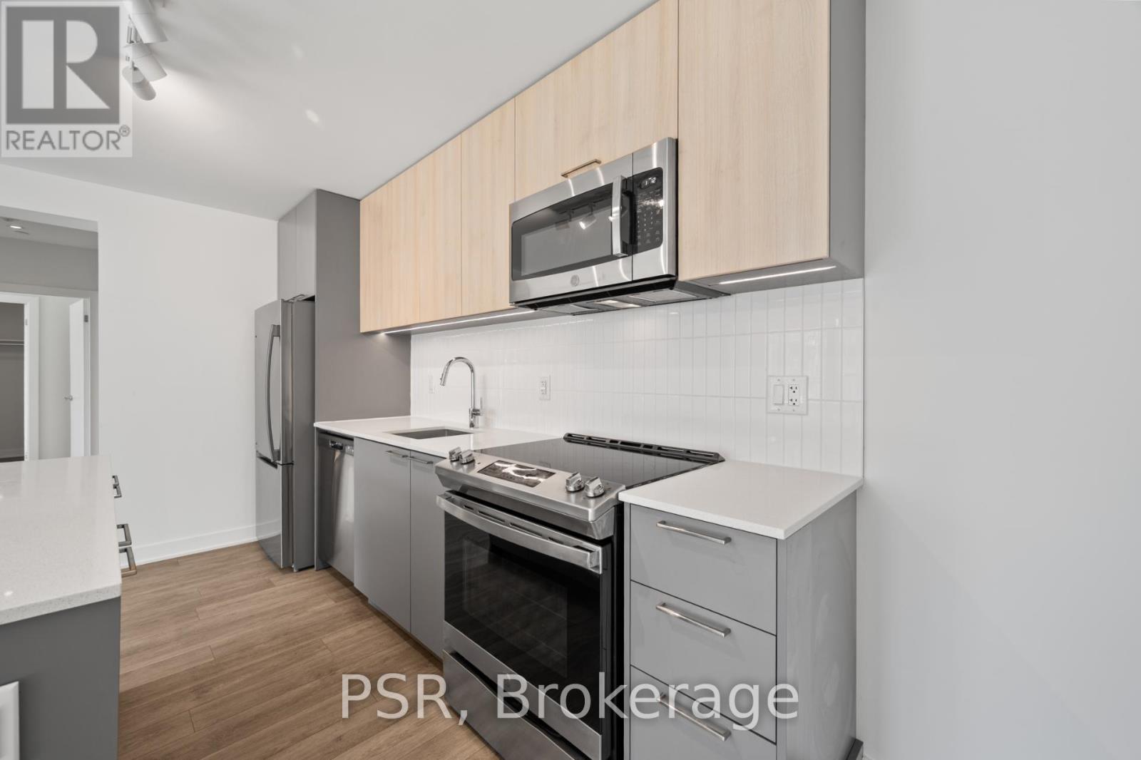 221 - 299 Campbell Avenue, Toronto, Ontario  M6P 3V7 - Photo 8 - W12785380