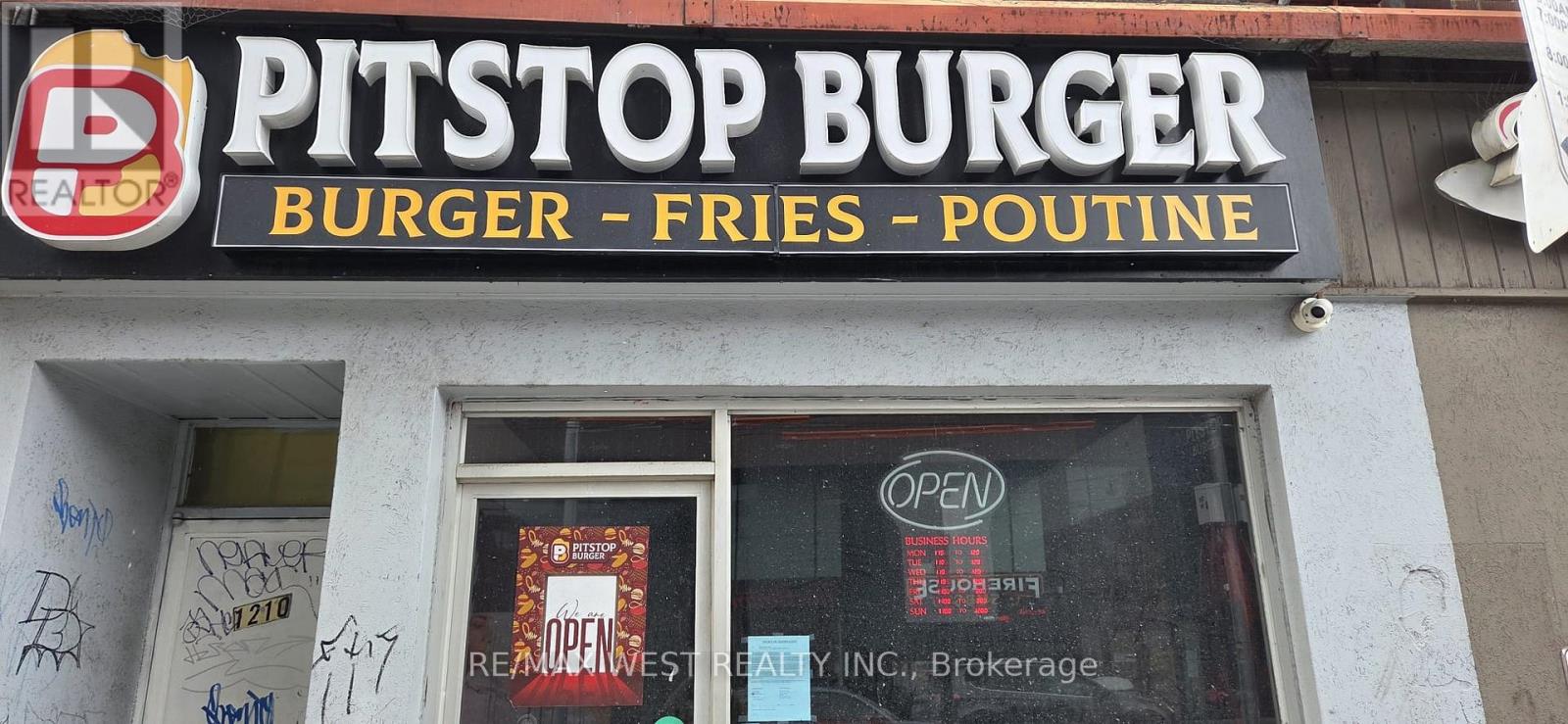 Store Front Plus Basement - 1210 King Street W, Toronto, Ontario  M6K 1G4 - Photo 1 - W12785392