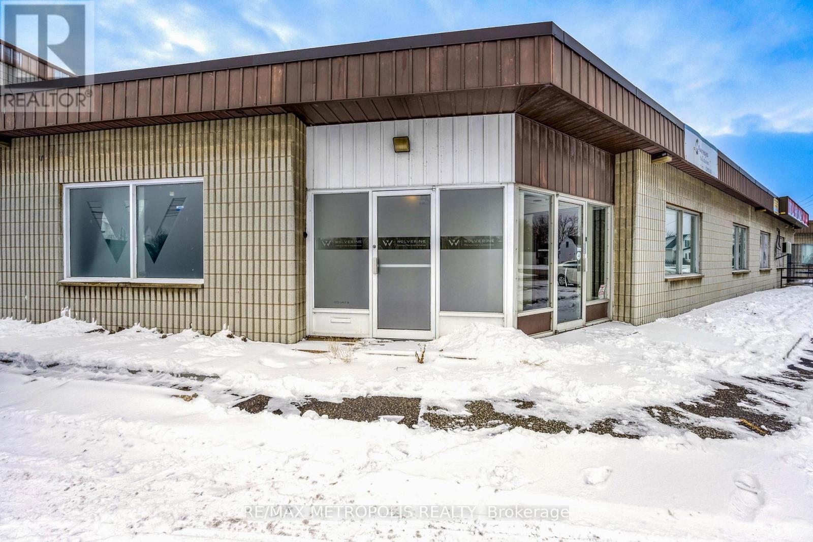 B - 373 VIDAL STREET S, Sarnia, Ontario