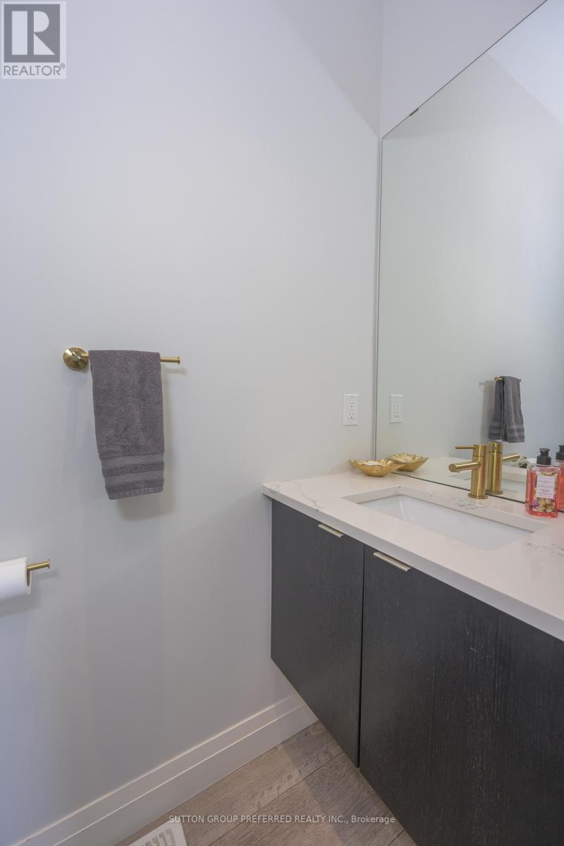 723 Apricot Drive, London South, Ontario  N6K 5A7 - Photo 22 - X12785416