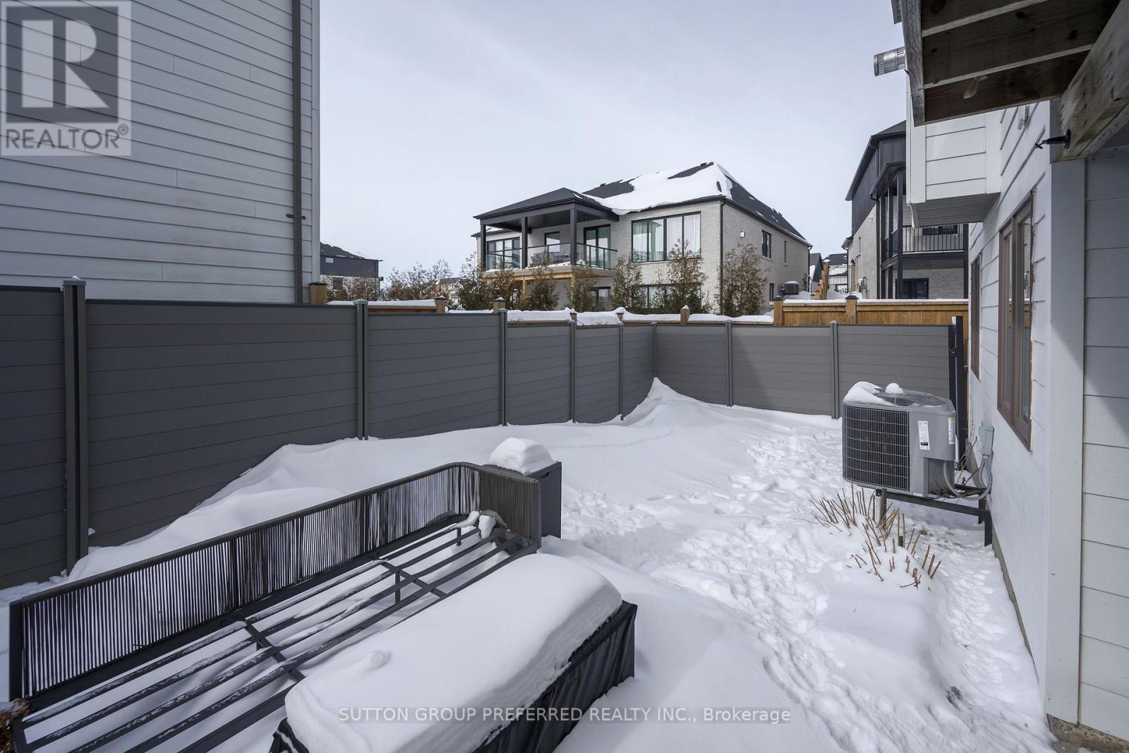 723 Apricot Drive, London South, Ontario  N6K 5A7 - Photo 6 - X12785416