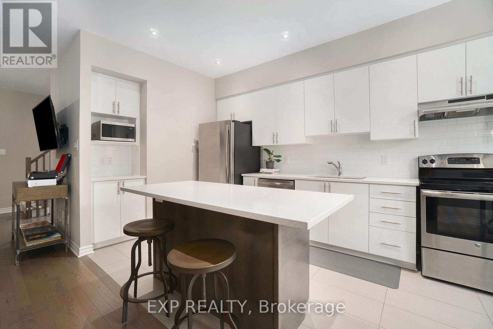 83 Stockholm Private, Ottawa, Ontario  K4M 0G9 - Photo 13 - X12785466