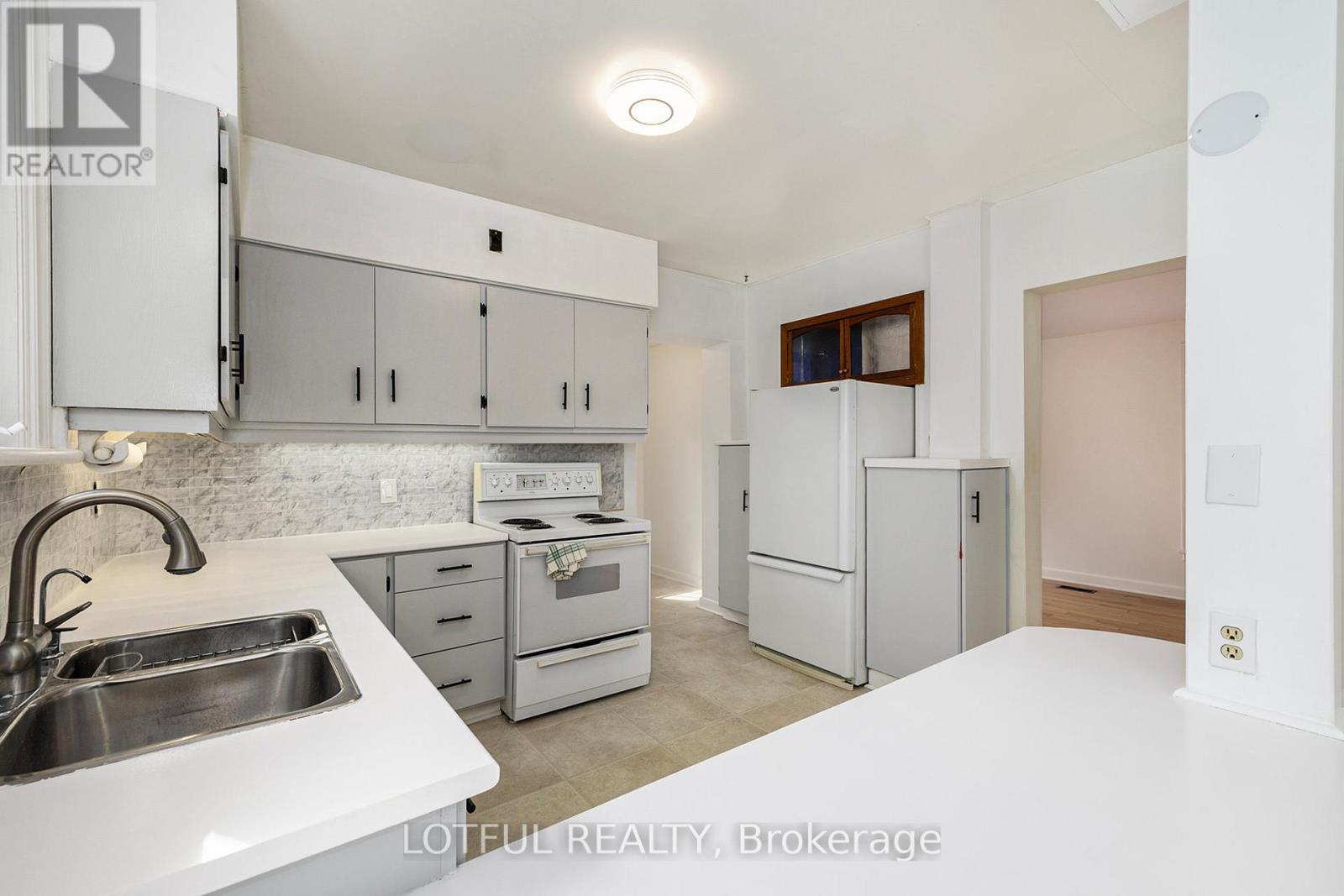 30 Foster Street, Ottawa, Ontario  K1Y 3J4 - Photo 6 - X12785484