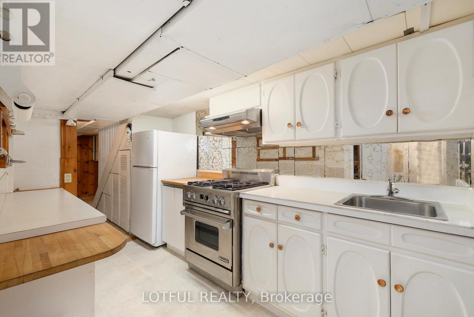 30 Foster Street, Ottawa, Ontario  K1Y 3J4 - Photo 8 - X12785484