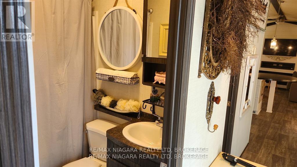 246 - 8845 Lundy's Lane, Niagara Falls, Ontario L2H 1H5 - Photo 10 - X12785418