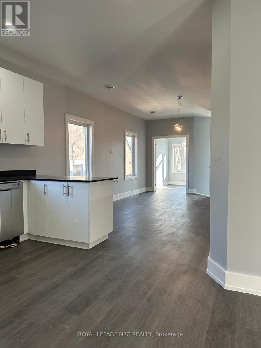 58 Griffith Street, Welland, Ontario  L3B 4G6 - Photo 13 - X12785422