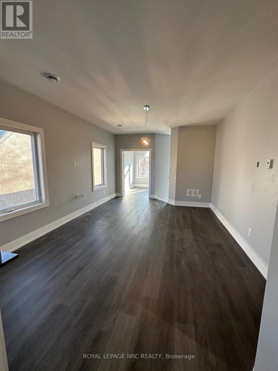 58 Griffith Street, Welland, Ontario  L3B 4G6 - Photo 28 - X12785422