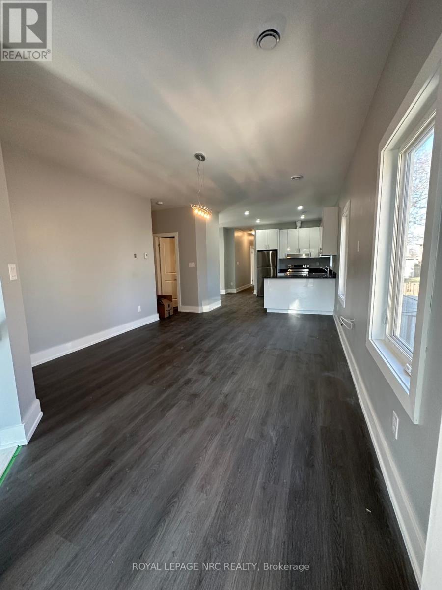 58 Griffith Street, Welland, Ontario  L3B 4G6 - Photo 6 - X12785422