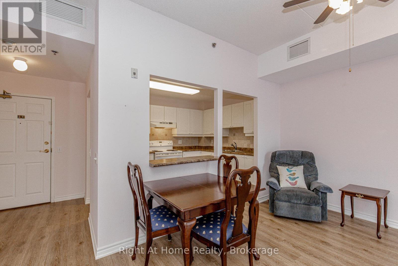 106 - 137 Martin Street, Milton, Ontario  L9T 5H4 - Photo 14 - W12785456