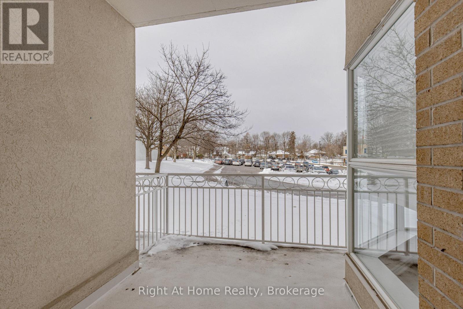 106 - 137 Martin Street, Milton, Ontario  L9T 5H4 - Photo 32 - W12785456