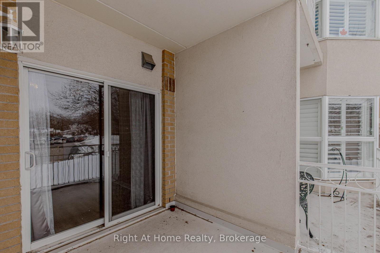 106 - 137 Martin Street, Milton, Ontario  L9T 5H4 - Photo 34 - W12785456