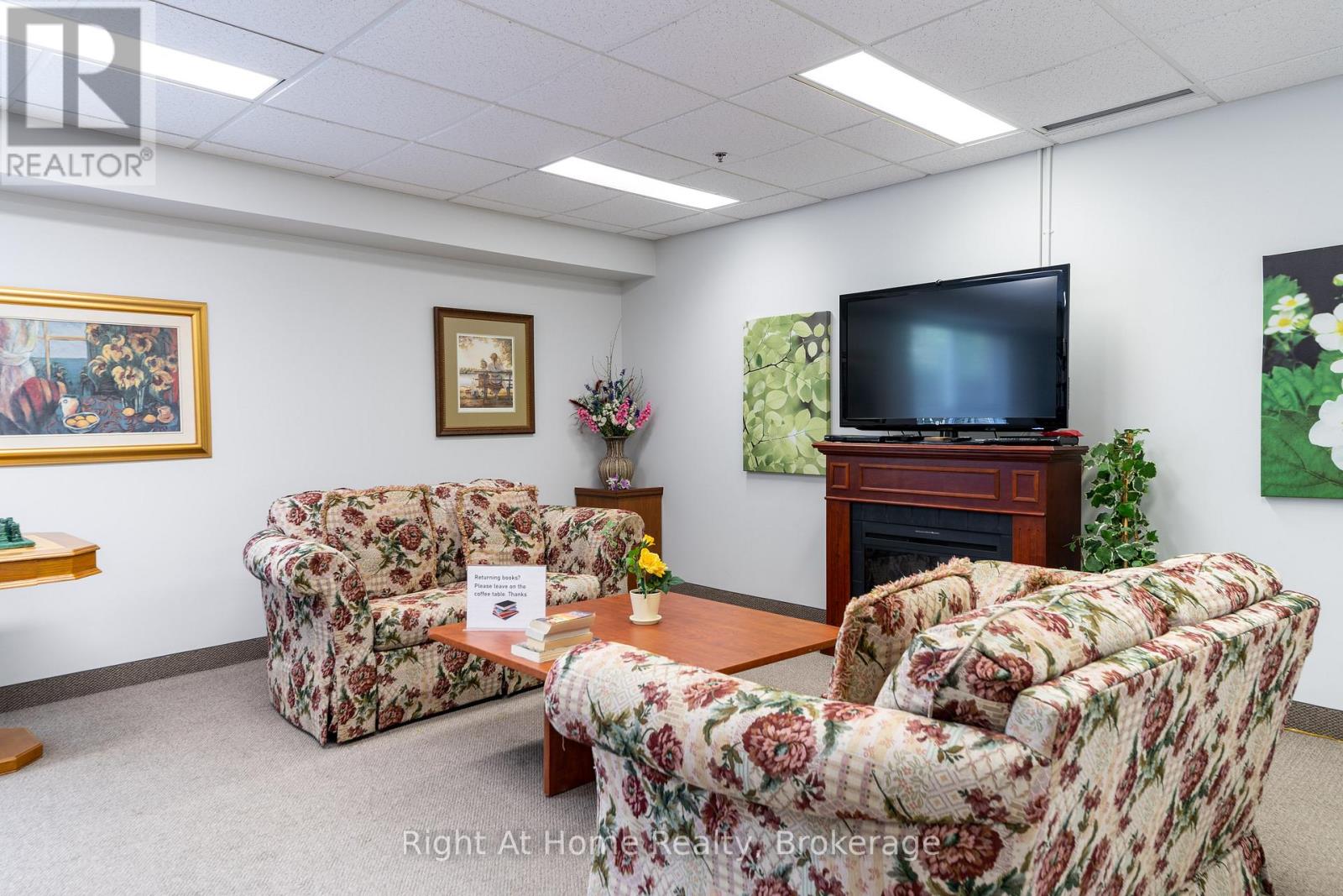 106 - 137 Martin Street, Milton, Ontario  L9T 5H4 - Photo 39 - W12785456