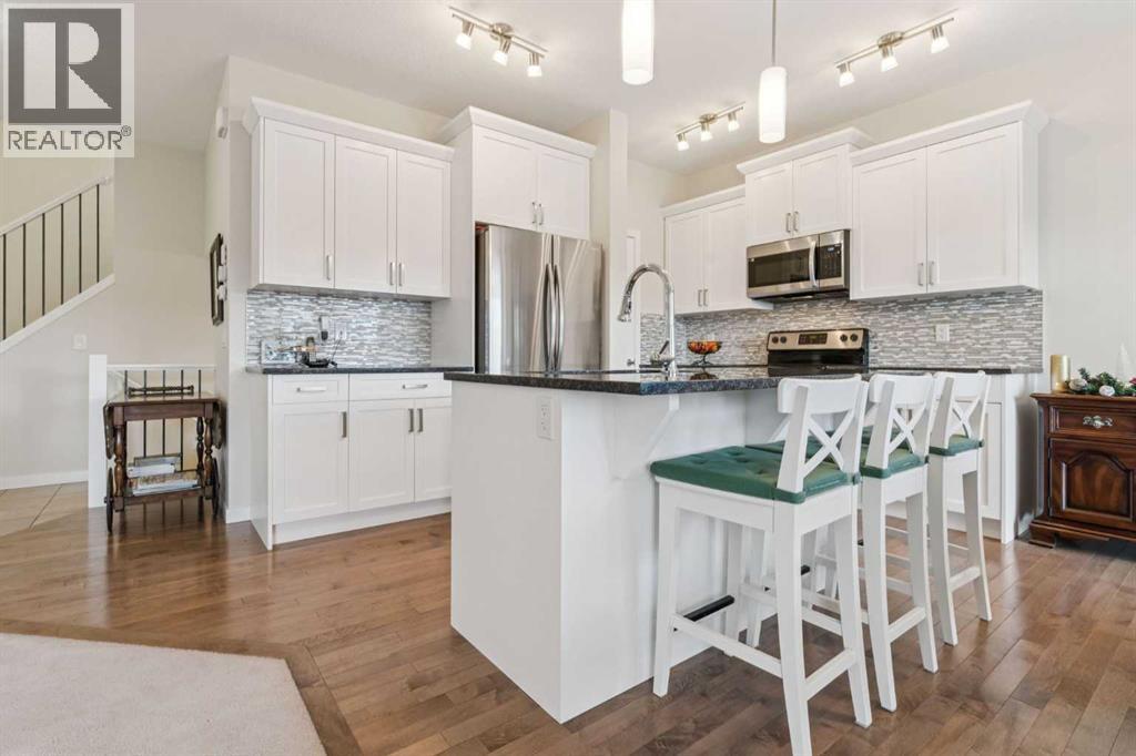 71 Mount Rae Heights, Okotoks, Alberta  T1S 0N7 - Photo 14 - A2286156