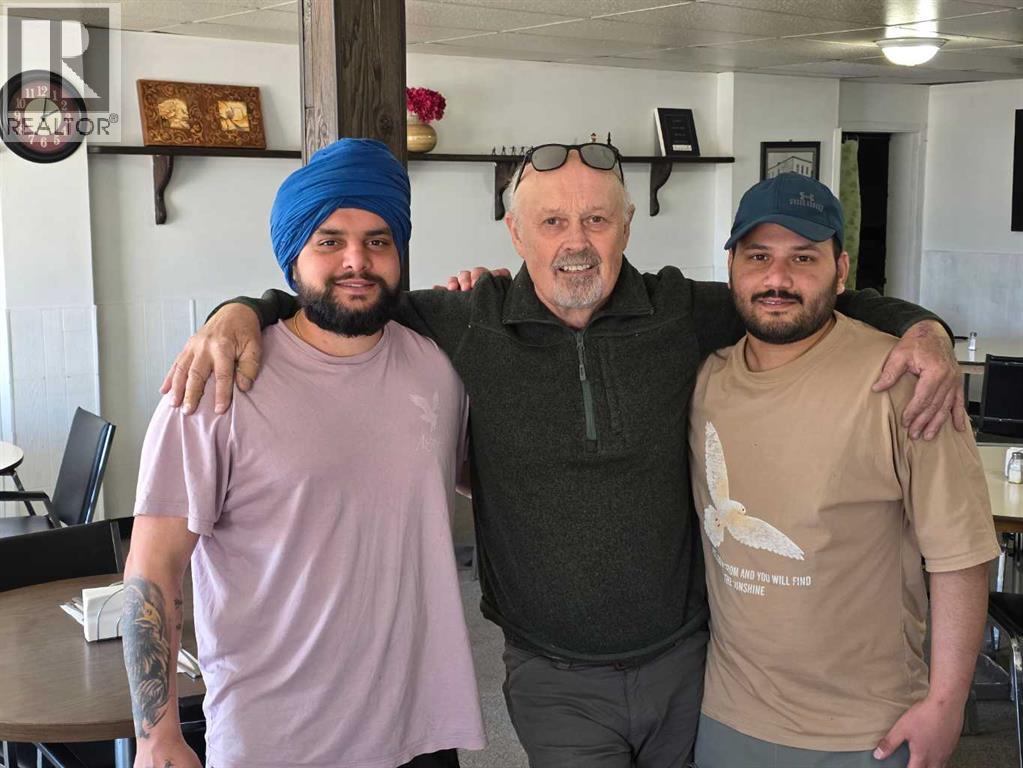 104 Centre Street, Enchant, Alberta  T0K 0V0 - Photo 30 - A2286167