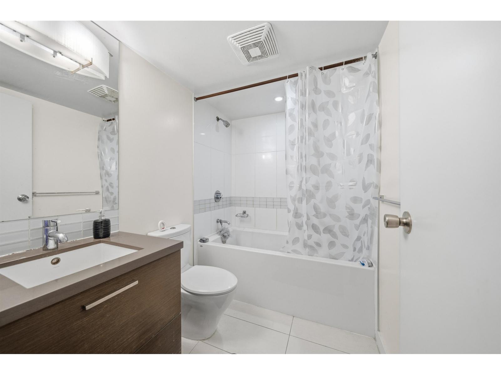 1102 13380 108 Avenue, Surrey, British Columbia  V3T 0E7 - Photo 15 - R3084041