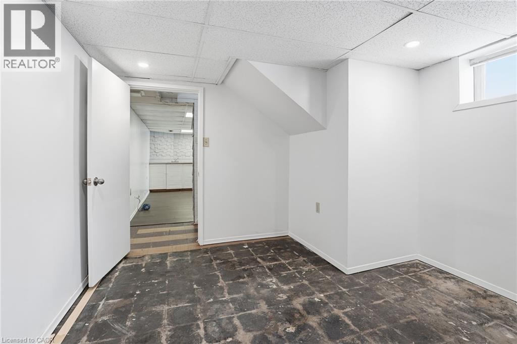 153 Parkview Drive, Hamilton, Ontario  L8S 3Y4 - Photo 33 - 40804872