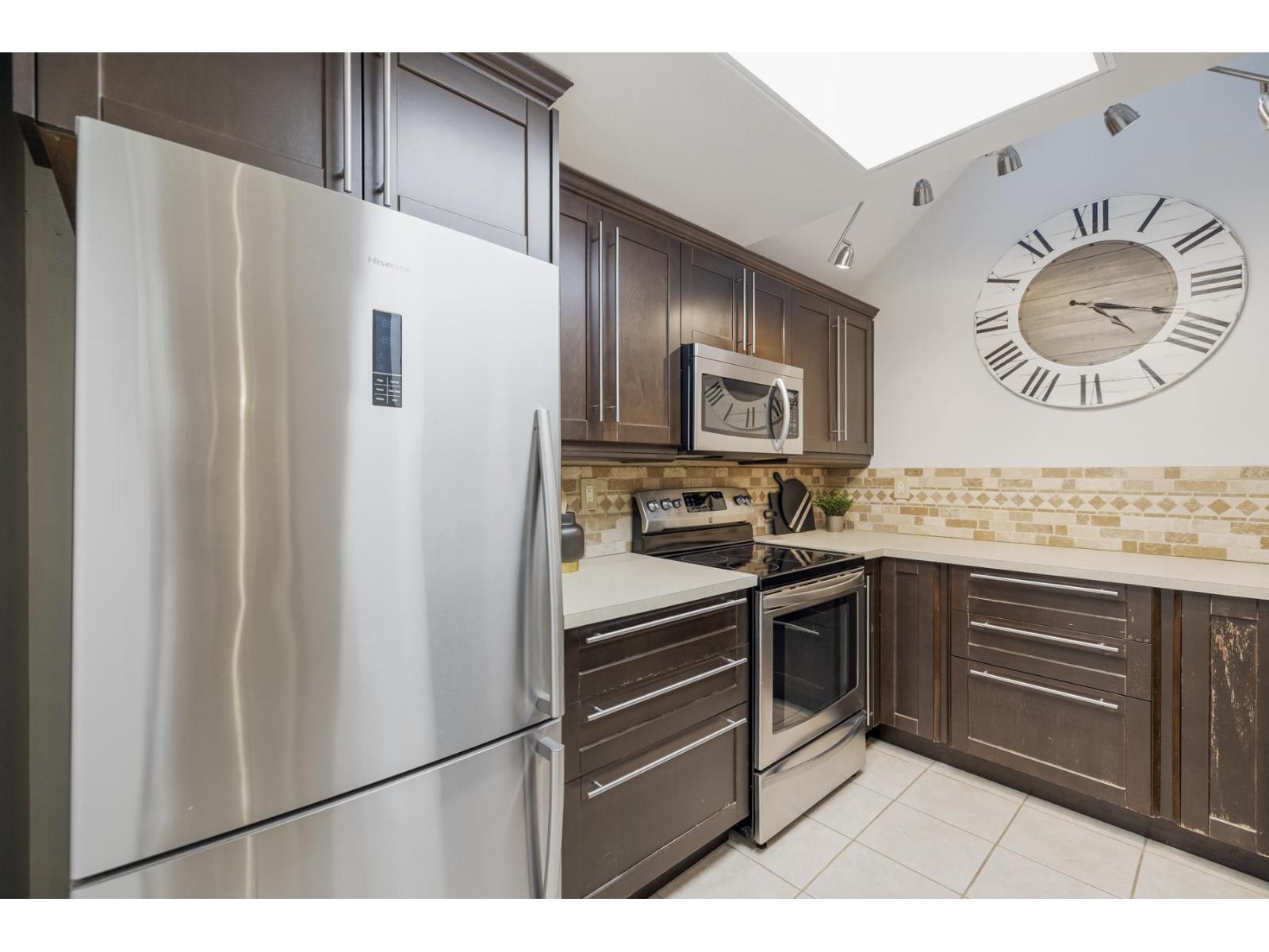 19452 61 Avenue, Surrey, British Columbia  V3S 7L3 - Photo 14 - R3089621