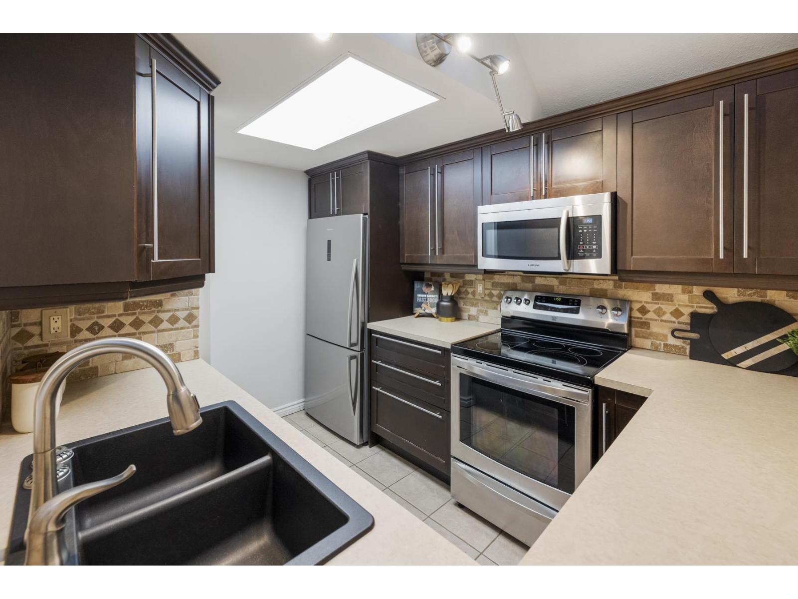 19452 61 Avenue, Surrey, British Columbia  V3S 7L3 - Photo 15 - R3089621