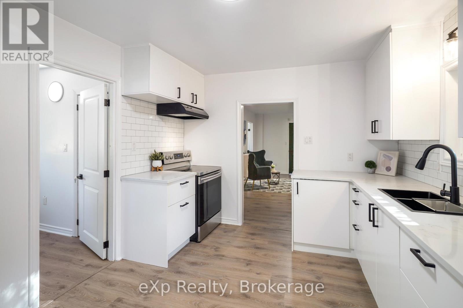 3792 Glendale Avenue, Fort Erie, Ontario  L0S 1B0 - Photo 14 - X12785288