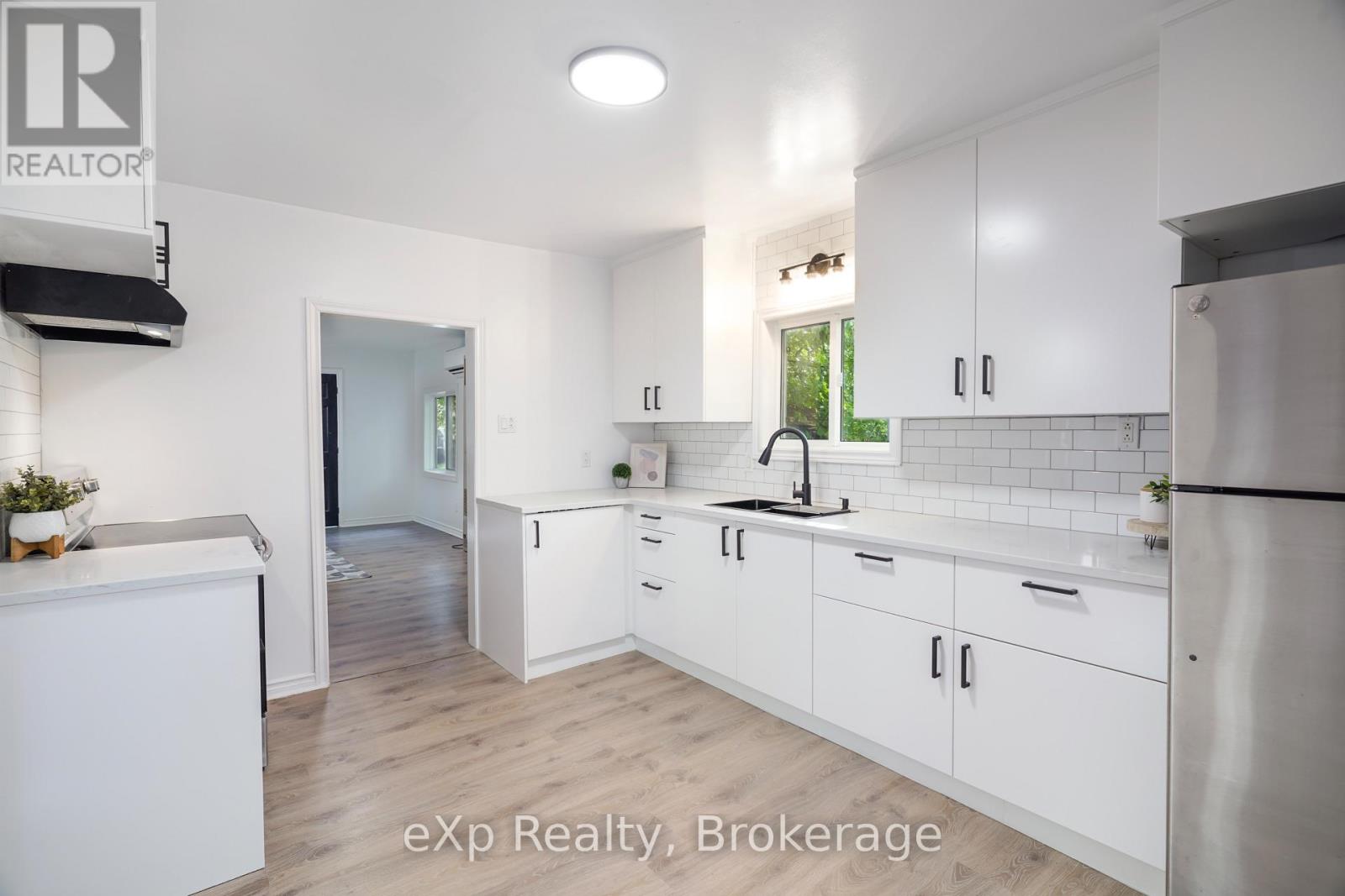 3792 Glendale Avenue, Fort Erie, Ontario  L0S 1B0 - Photo 15 - X12785288