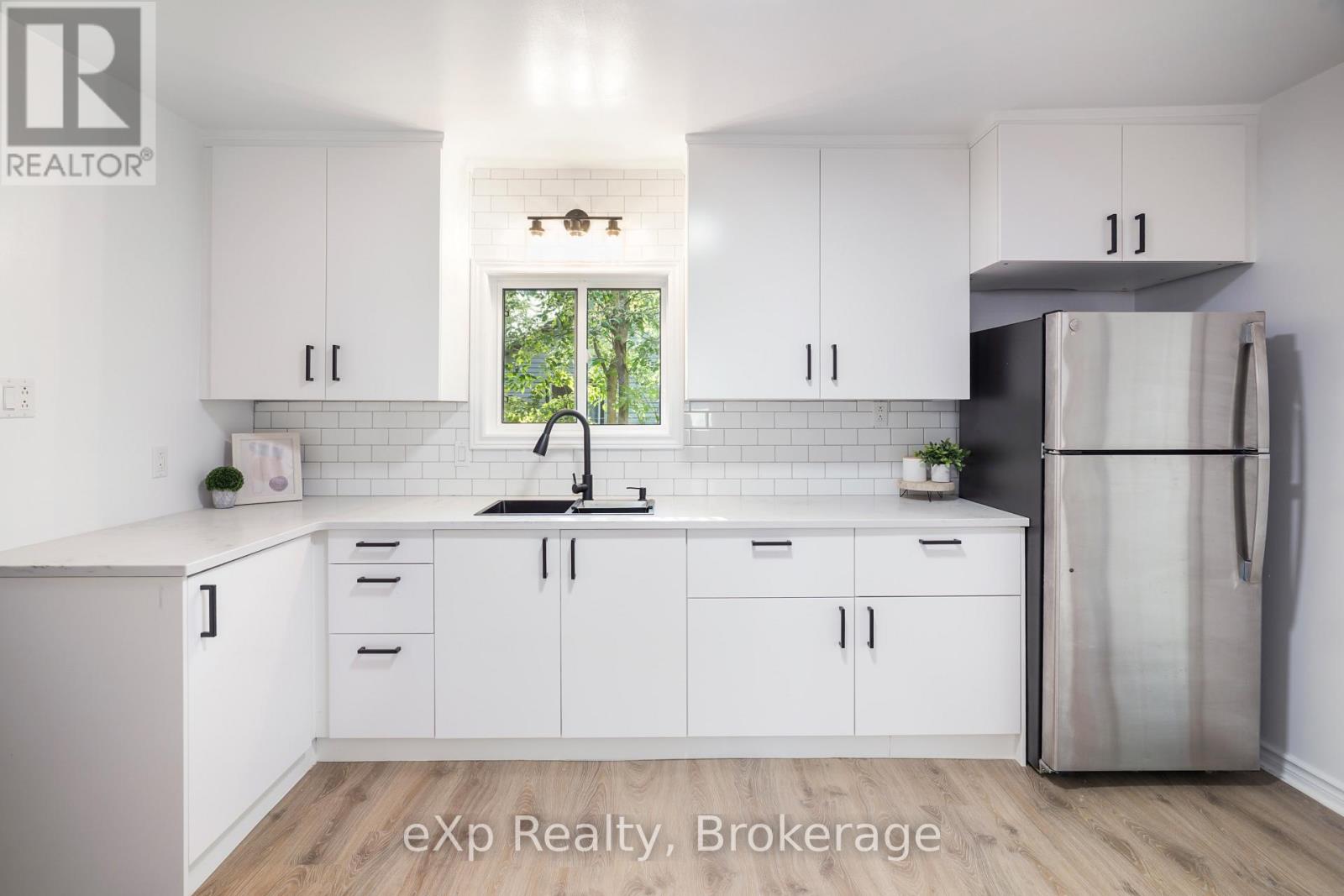 3792 Glendale Avenue, Fort Erie, Ontario  L0S 1B0 - Photo 16 - X12785288