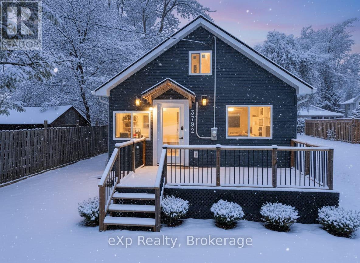 3792 Glendale Avenue, Fort Erie, Ontario  L0S 1B0 - Photo 2 - X12785288