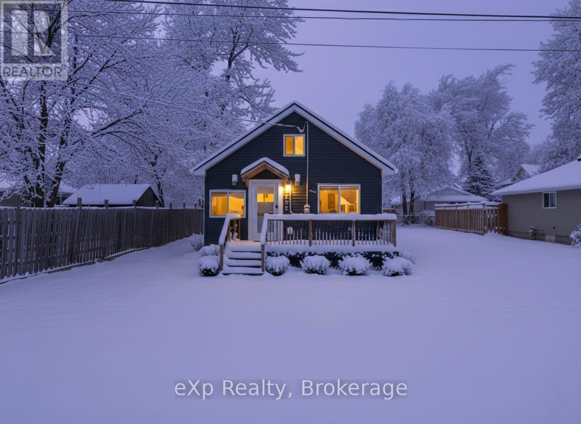 3792 Glendale Avenue, Fort Erie, Ontario  L0S 1B0 - Photo 3 - X12785288