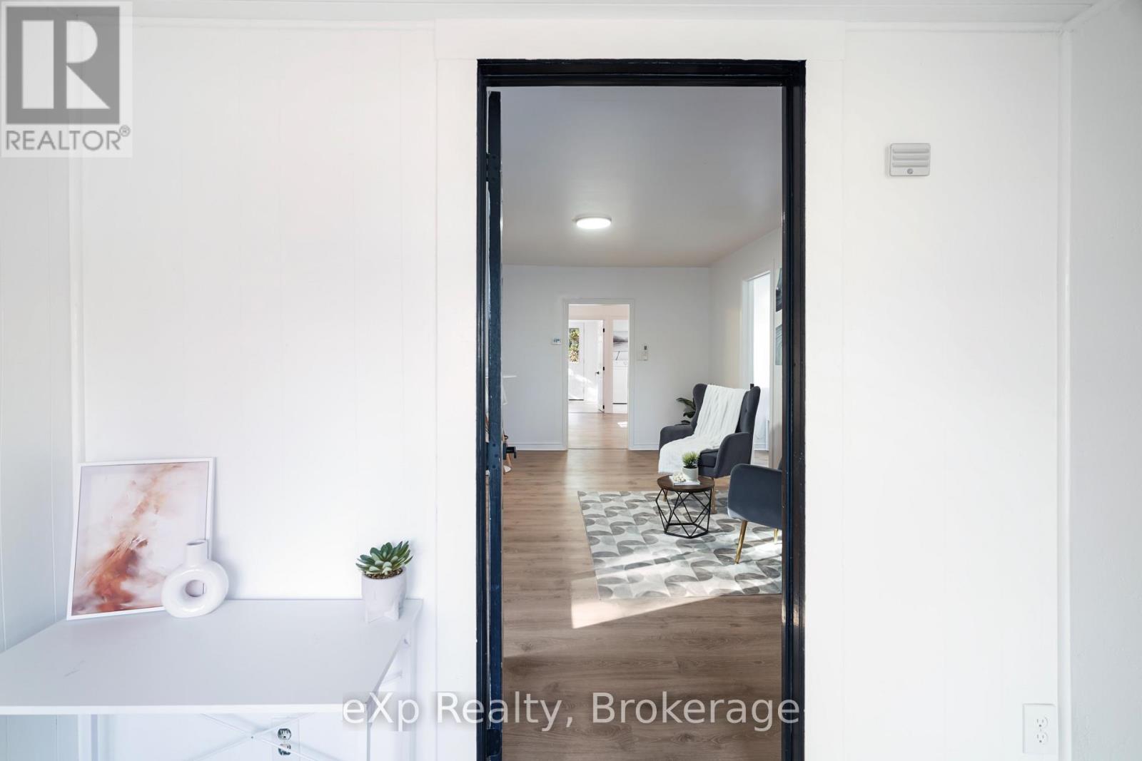 3792 Glendale Avenue, Fort Erie, Ontario  L0S 1B0 - Photo 9 - X12785288