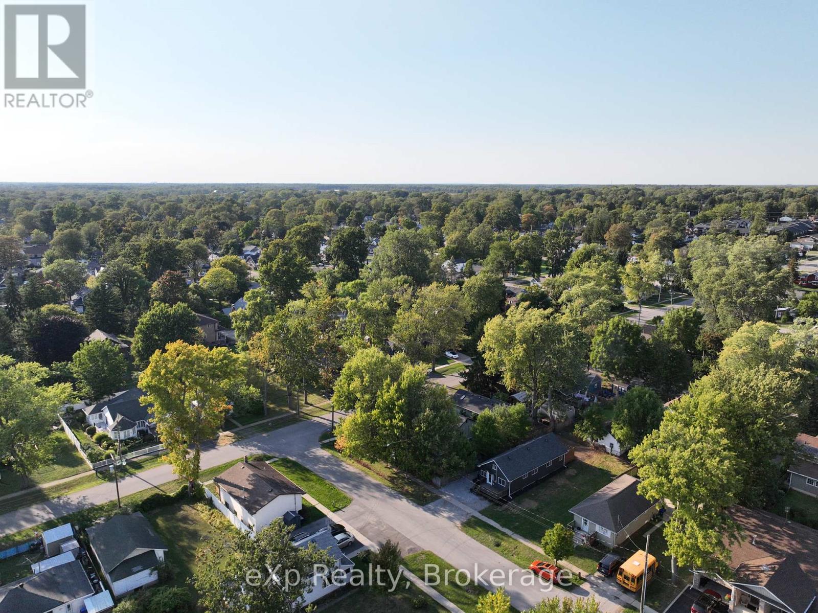 3792 Glendale Avenue, Fort Erie, Ontario  L0S 1B0 - Photo 46 - X12785288