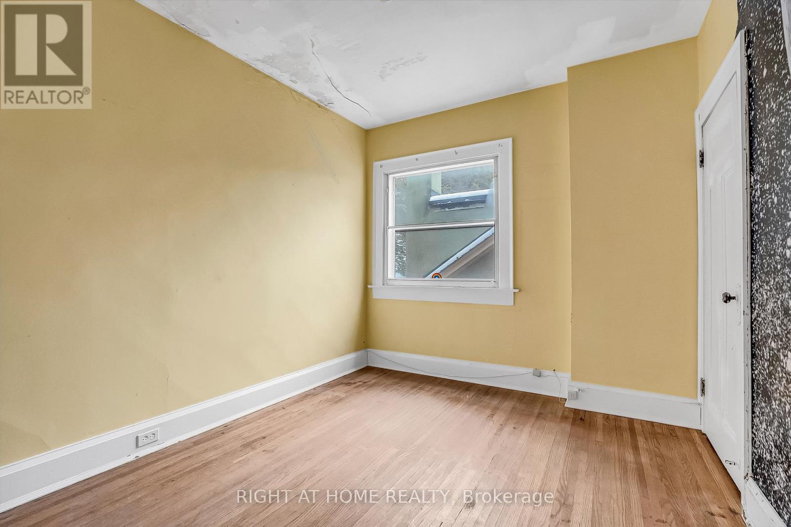 155 Neville Park Boulevard N, Toronto, Ontario  M4E 3P7 - Photo 20 - E12785400