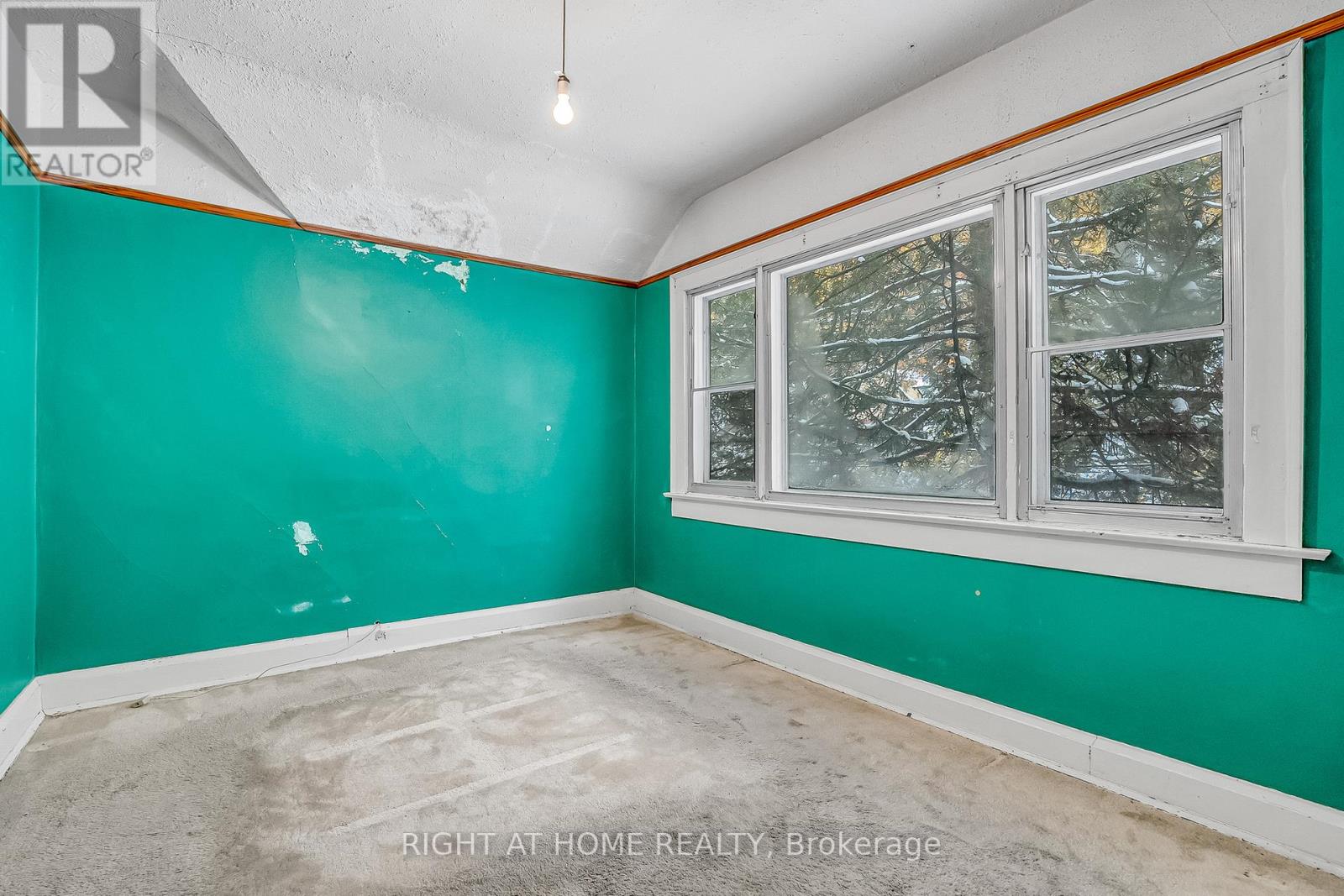 155 Neville Park Boulevard N, Toronto, Ontario  M4E 3P7 - Photo 25 - E12785400