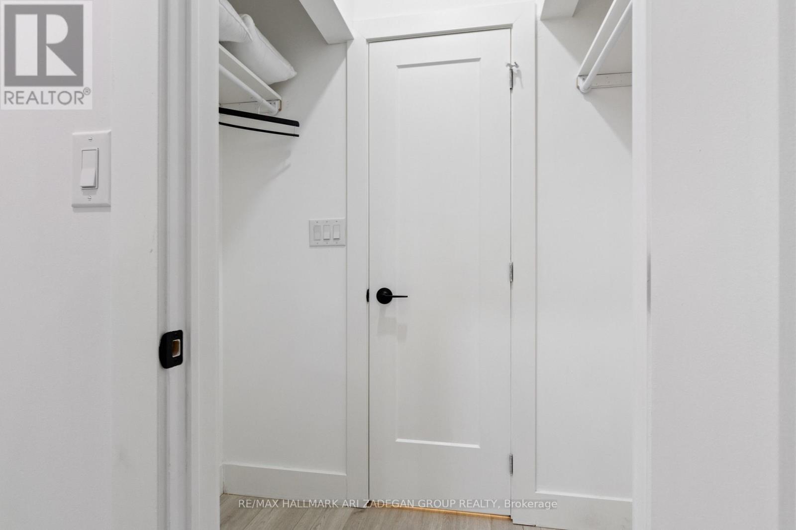 1 - 16 Minto Street, Toronto, Ontario  M4L 1B6 - Photo 19 - E12785410