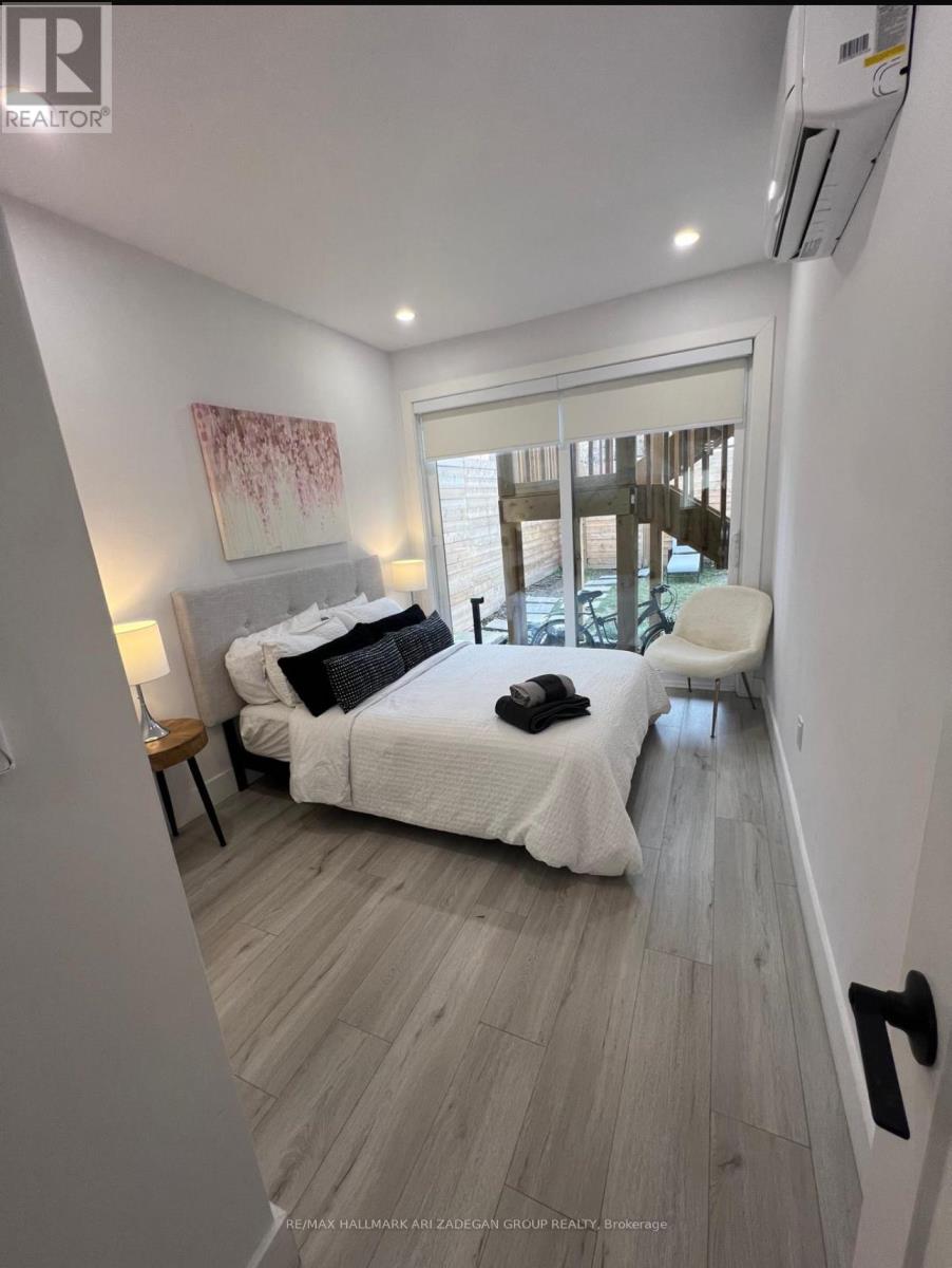 1 - 16 Minto Street, Toronto, Ontario  M4L 1B6 - Photo 25 - E12785410