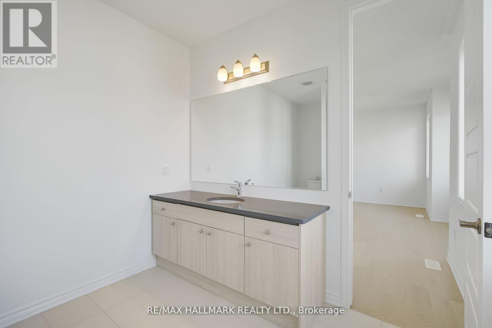 634 Newlove Street, Innisfil, Ontario  L9S 0S2 - Photo 26 - N12785462