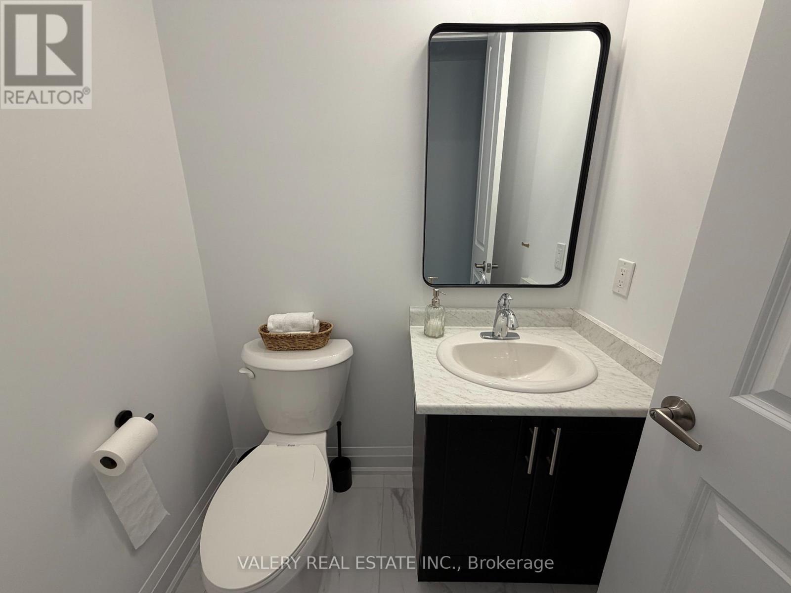 18 Kiernan Crescent N, New Tecumseth, Ontario  L9R 0V3 - Photo 12 - N12785464