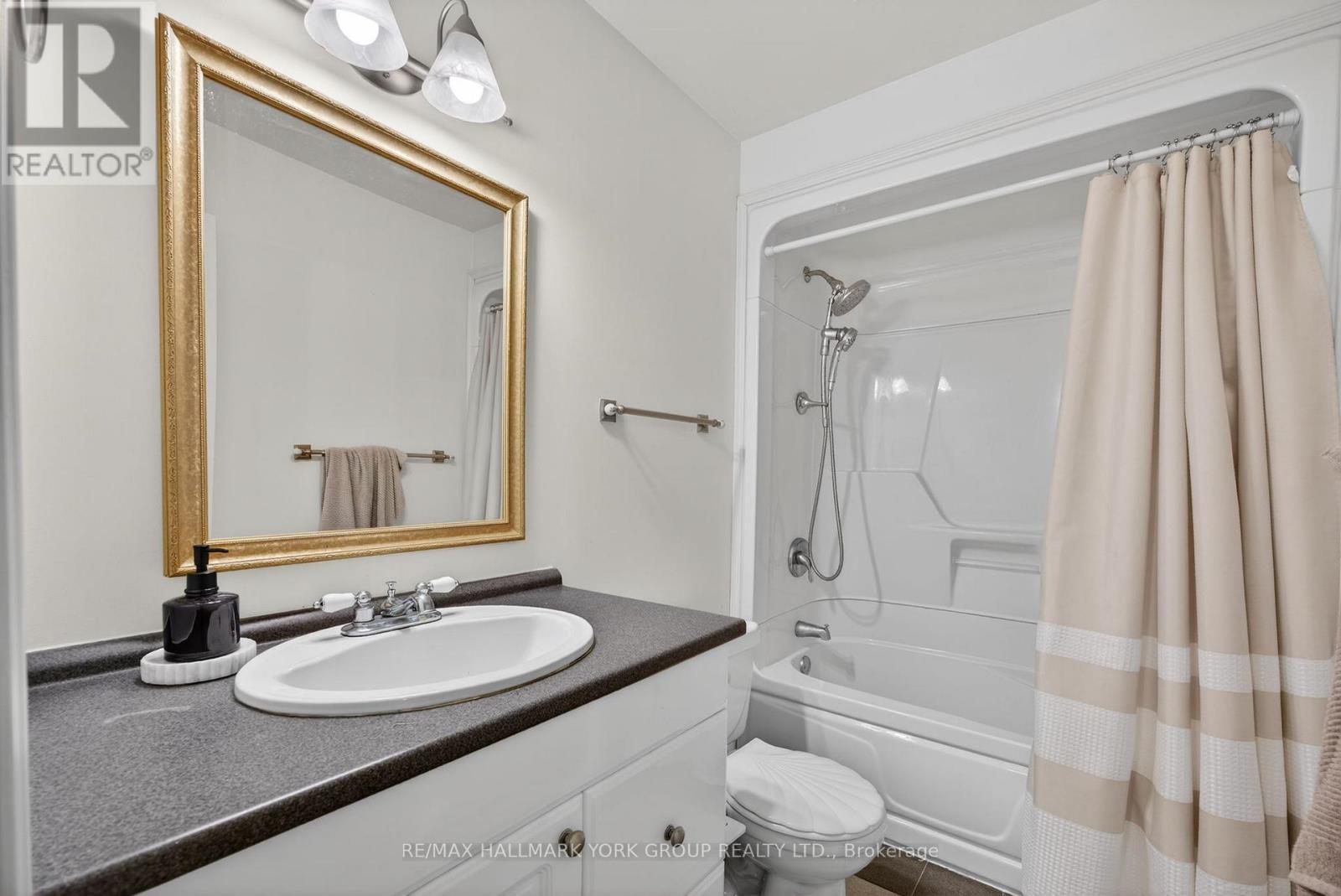 25 Forest Dale Drive, Barrie, Ontario  L4M 6M7 - Photo 27 - S12785408