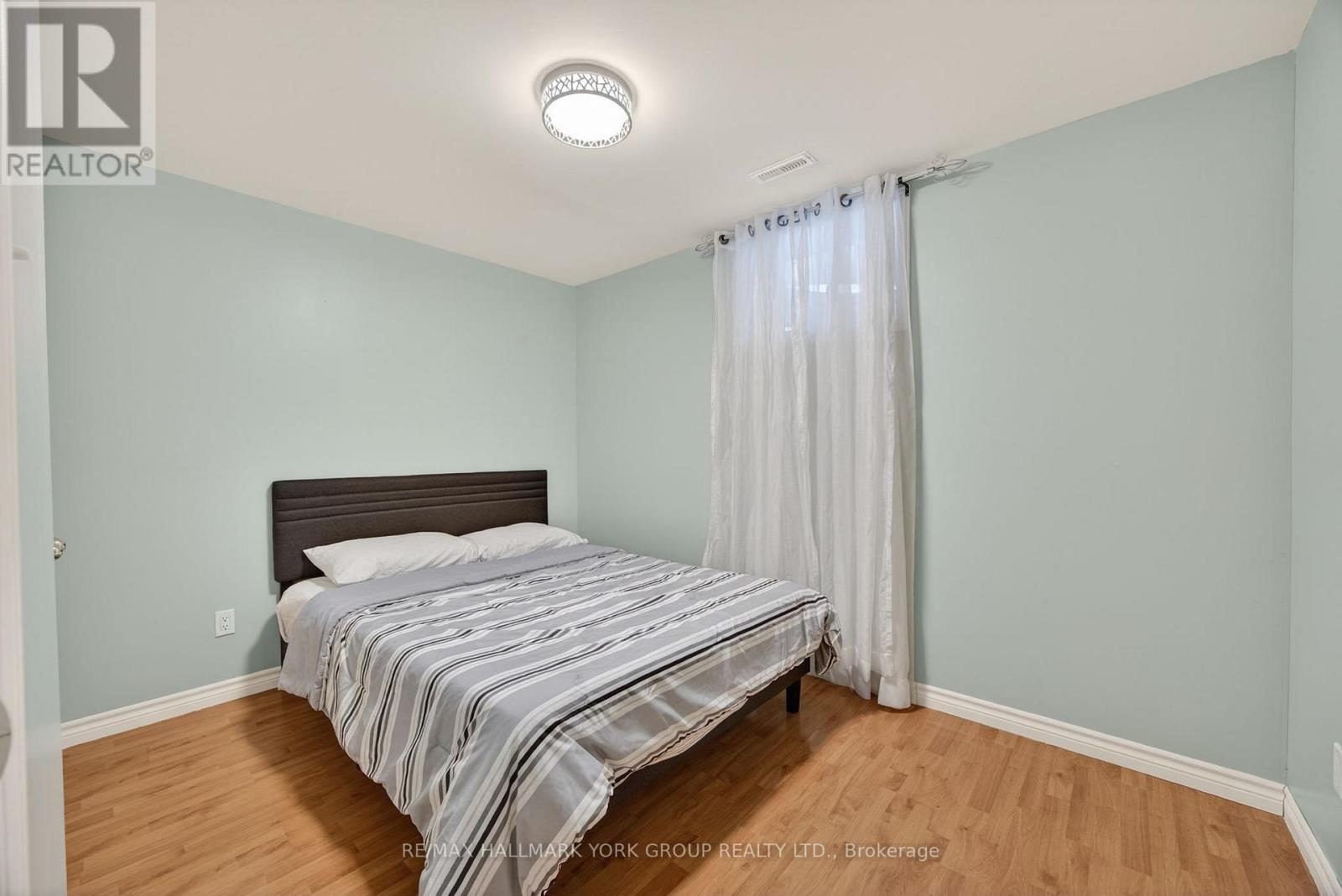 25 Forest Dale Drive, Barrie, Ontario  L4M 6M7 - Photo 31 - S12785408