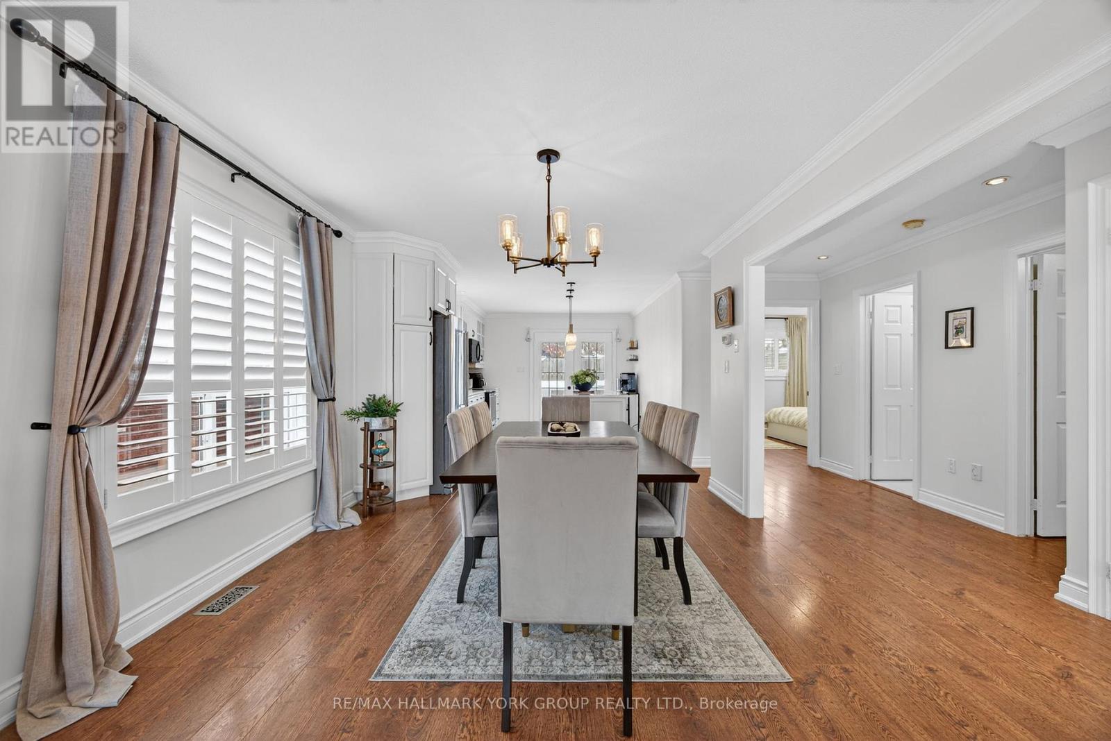 25 Forest Dale Drive, Barrie, Ontario  L4M 6M7 - Photo 9 - S12785408