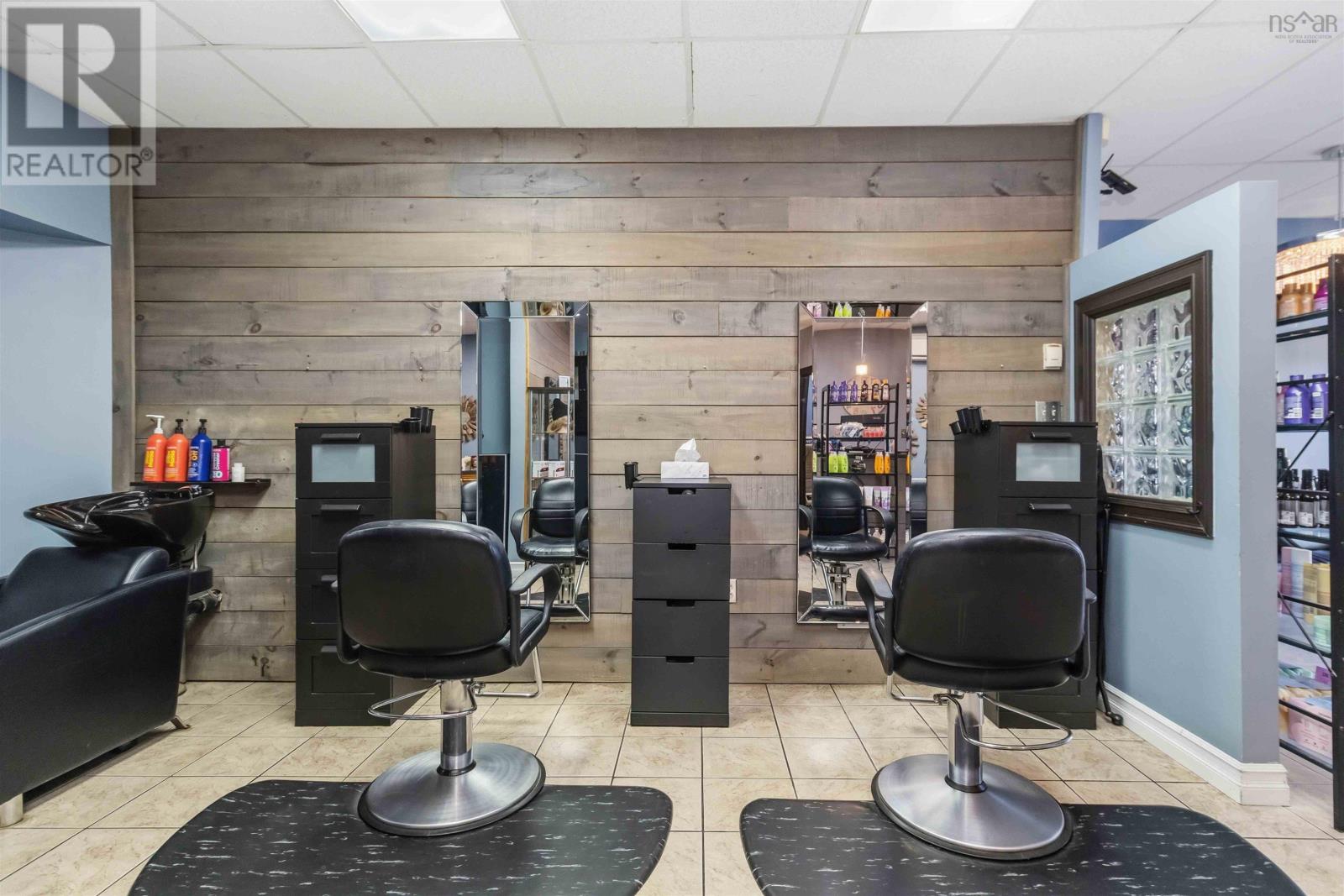 451-455 King Street, Bridgewater, Nova Scotia  B4V 1B2 - Photo 10 - 202602473