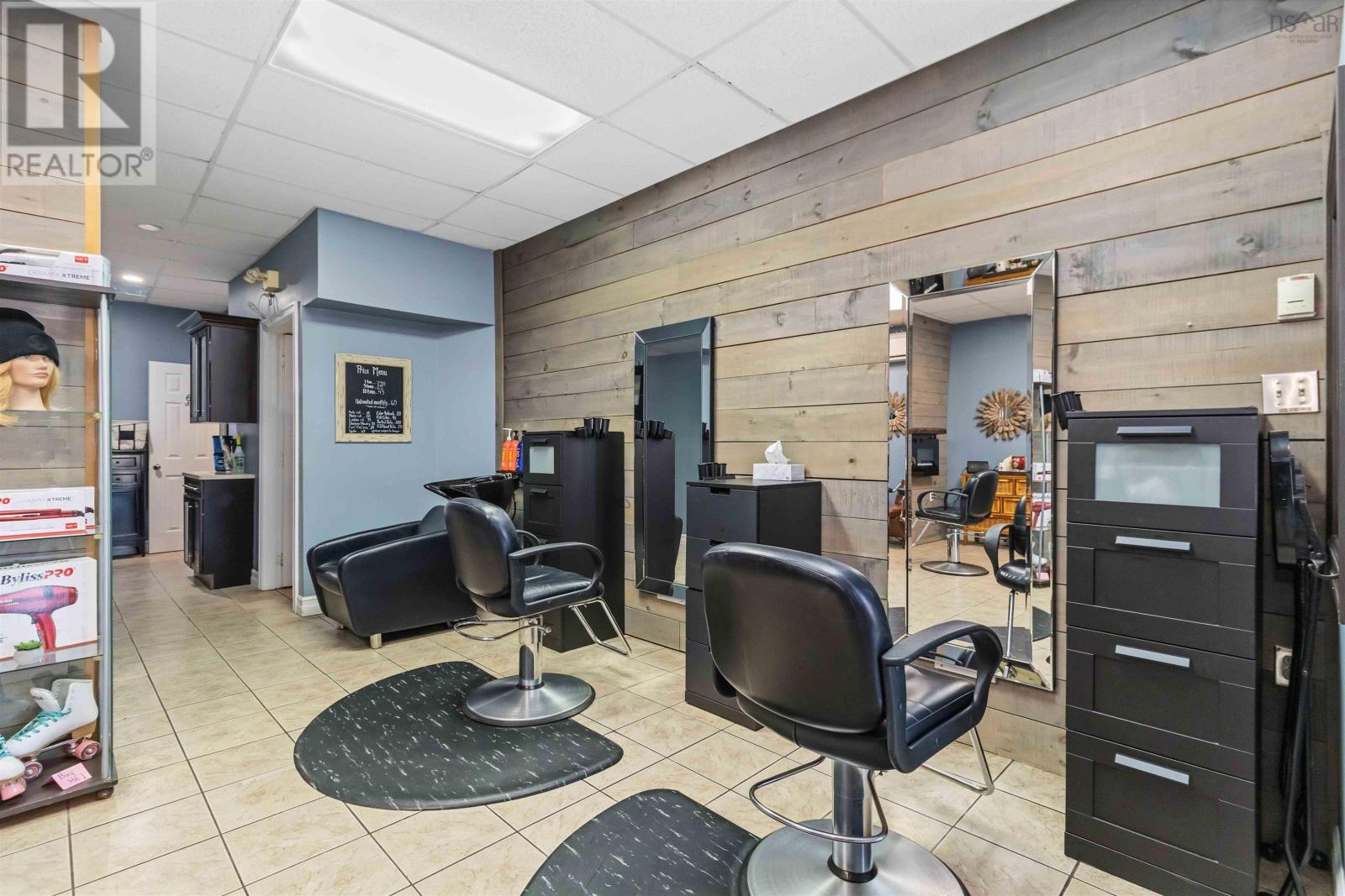 451-455 King Street, Bridgewater, Nova Scotia  B4V 1B2 - Photo 9 - 202602473