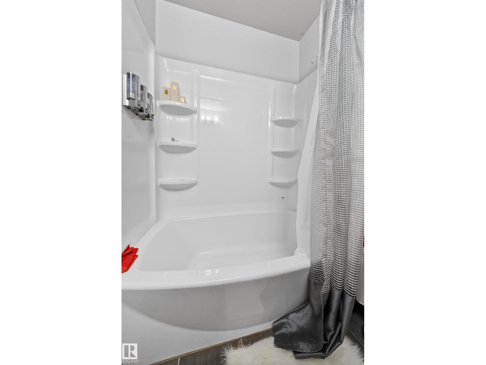 9521 109 Av Nw, Edmonton, Alberta  T5H 1C6 - Photo 38 - E4473363