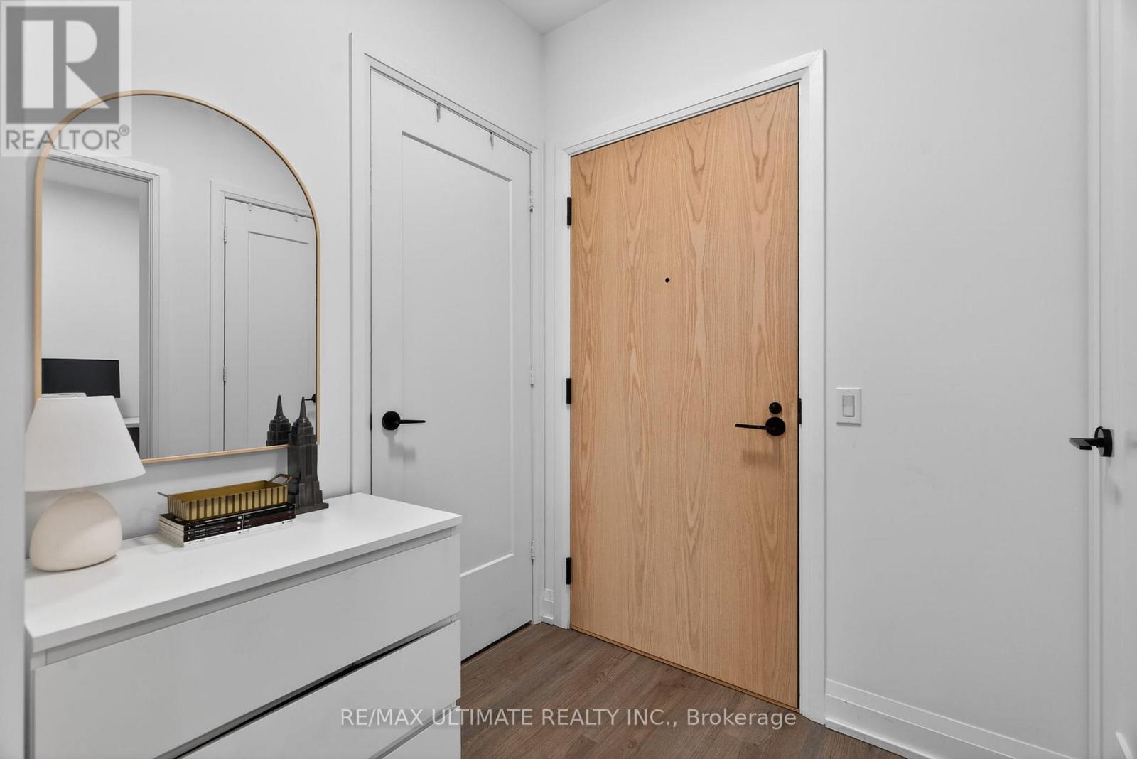 106 - 50 George Butchart Drive, Toronto, Ontario  M3K 0C9 - Photo 2 - W12785486