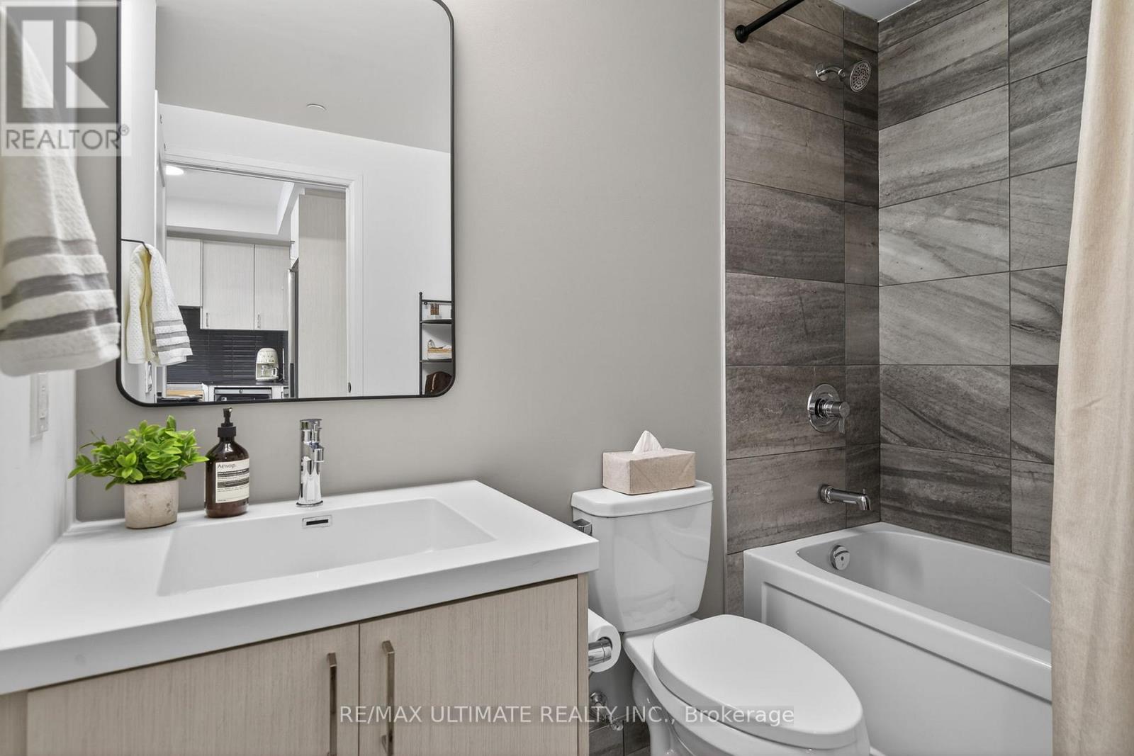 106 - 50 George Butchart Drive, Toronto, Ontario  M3K 0C9 - Photo 20 - W12785486