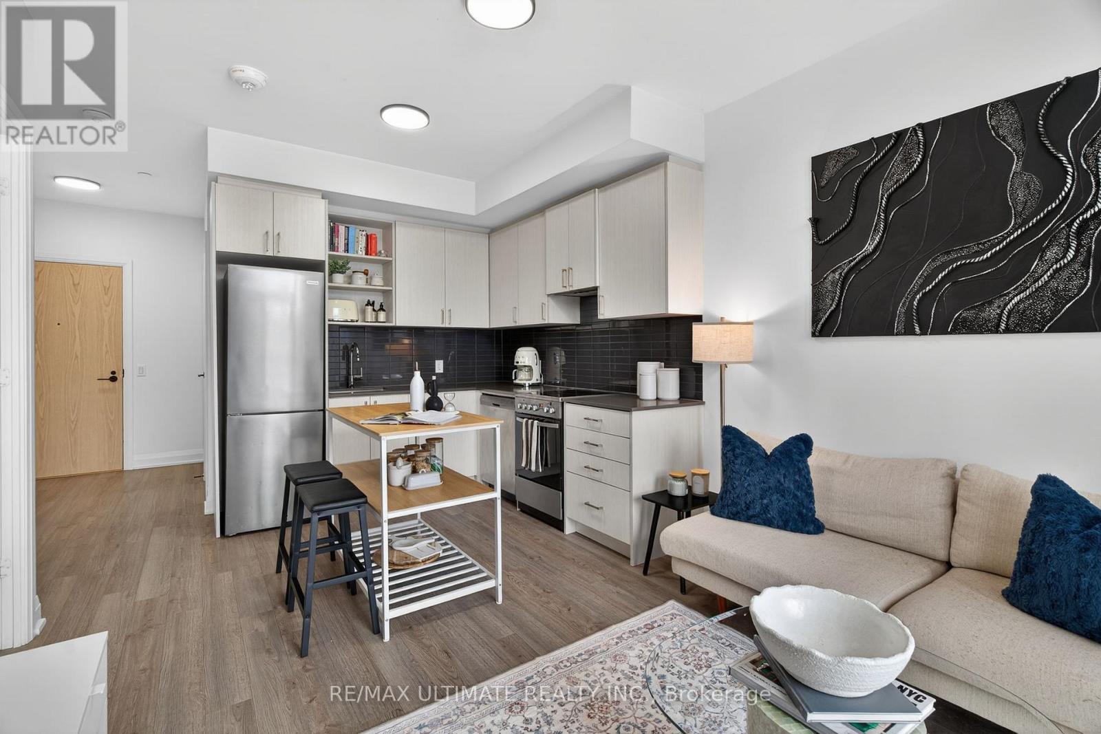 106 - 50 George Butchart Drive, Toronto, Ontario  M3K 0C9 - Photo 8 - W12785486