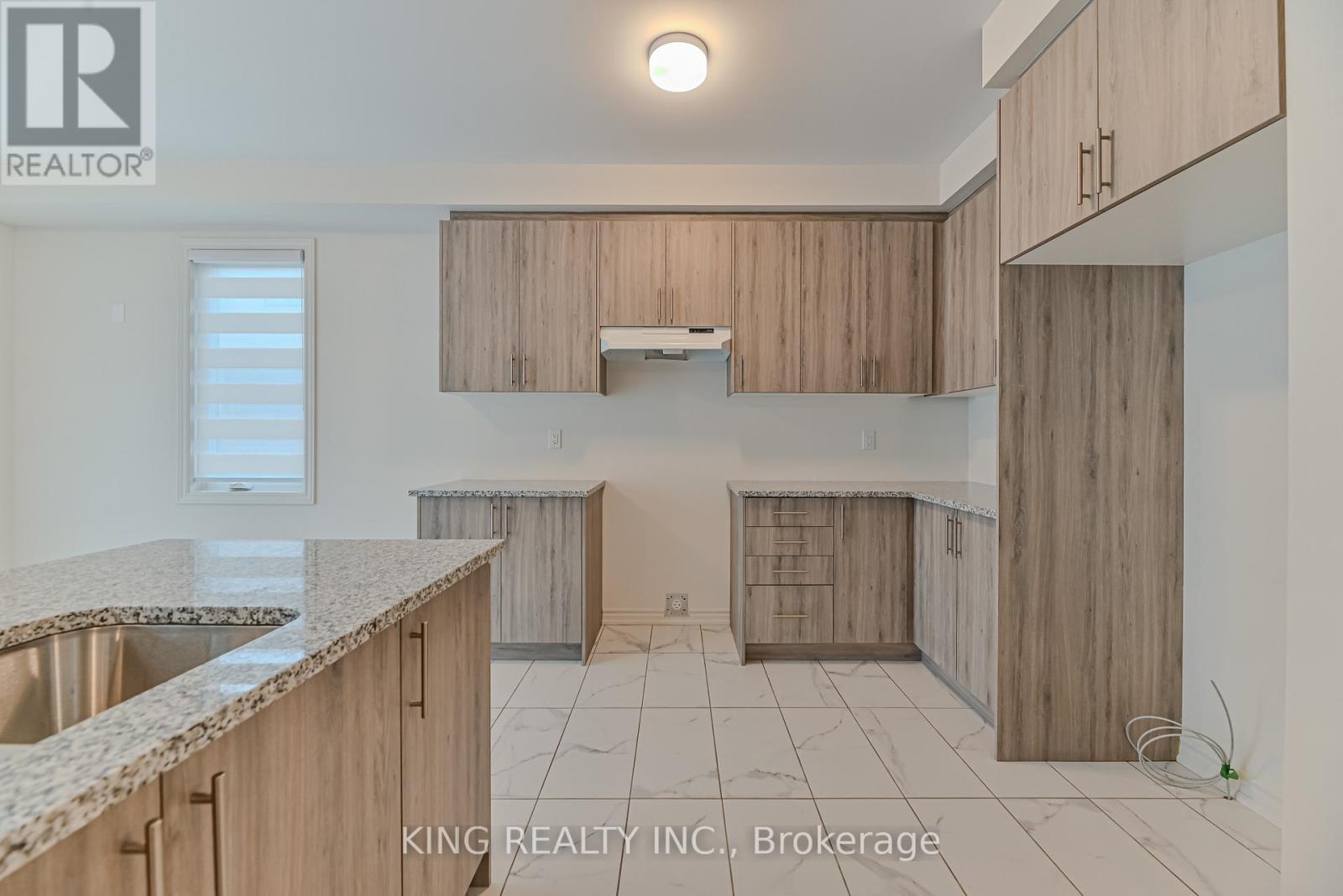 1123 Denton Drive, Cobourg, Ontario  K9A 4A1 - Photo 13 - X12785414