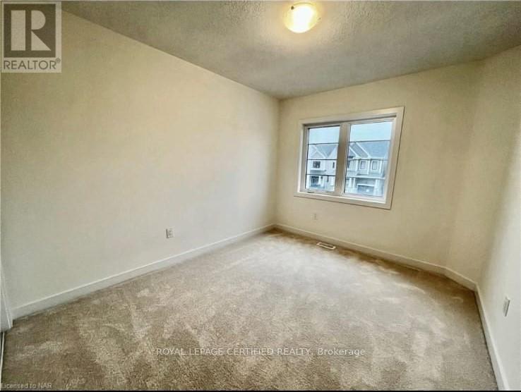 26 Keelson Street, Welland, Ontario  L3B 0M4 - Photo 11 - X12785482