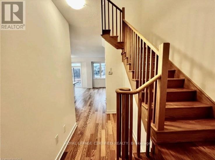 26 Keelson Street, Welland, Ontario  L3B 0M4 - Photo 5 - X12785482